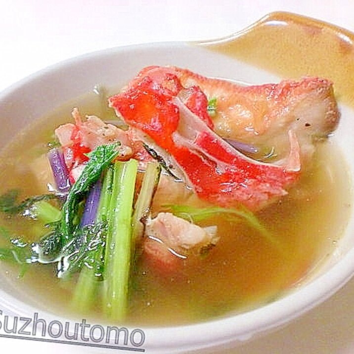 いい香り！金目鯛と水菜の焼きスープ